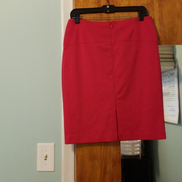 New York and Company - Picture 3 of 4